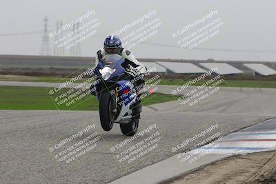 media/Nov-30-2025-TrackDaz (Sun) [[d8b22663df]]/B Group/Session 5 (Wheelie Bump)/